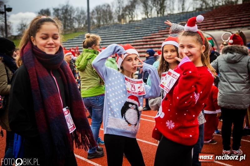 Zdjęcie w galerii na portalu naszraciborz.pl: Raciborski Bieg Mikołajkowy FOTO i WIDEO wiadomości z regionu