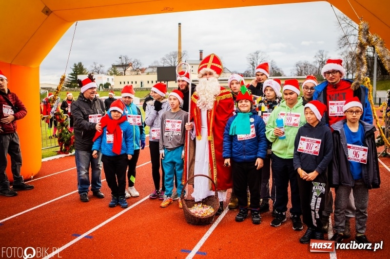 Zdjęcie w galerii na portalu naszraciborz.pl: Raciborski Bieg Mikołajkowy FOTO i WIDEO wiadomości z regionu