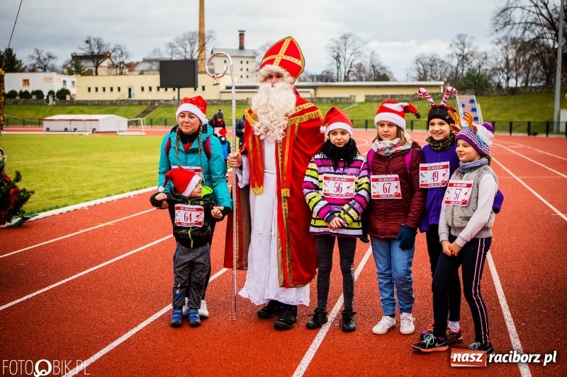 Zdjęcie w galerii na portalu naszraciborz.pl: Raciborski Bieg Mikołajkowy FOTO i WIDEO wiadomości z regionu