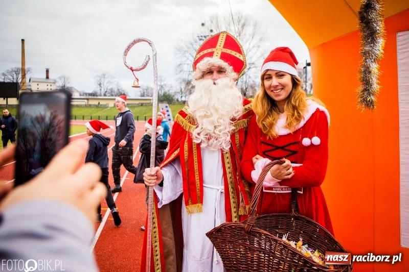 Zdjęcie w galerii na portalu naszraciborz.pl: Raciborski Bieg Mikołajkowy FOTO i WIDEO wiadomości z regionu