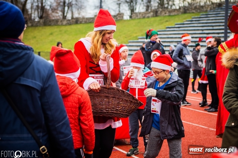 Zdjęcie w galerii na portalu naszraciborz.pl: Raciborski Bieg Mikołajkowy FOTO i WIDEO wiadomości z regionu