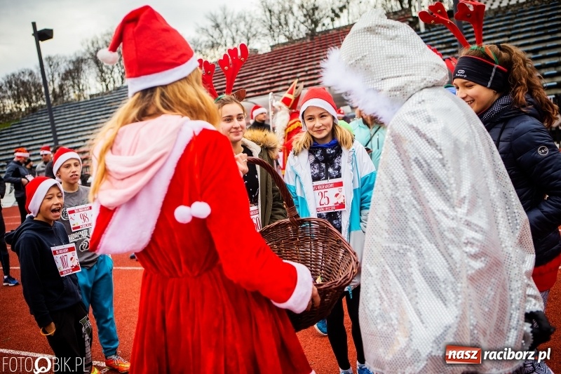 Zdjęcie w galerii na portalu naszraciborz.pl: Raciborski Bieg Mikołajkowy FOTO i WIDEO wiadomości z regionu