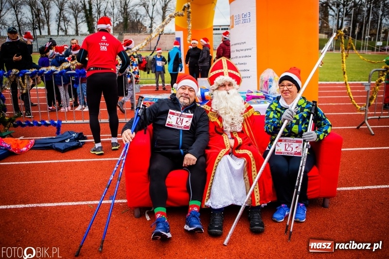 Zdjęcie w galerii na portalu naszraciborz.pl: Raciborski Bieg Mikołajkowy FOTO i WIDEO wiadomości z regionu