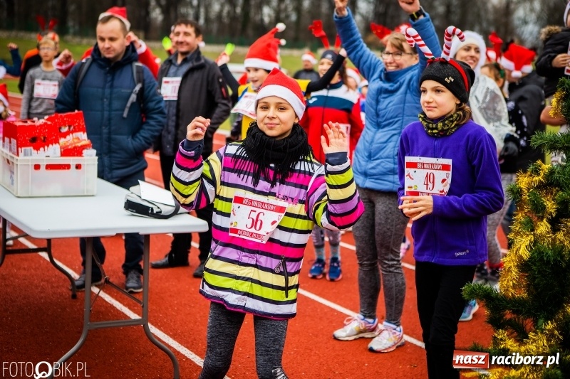 Zdjęcie w galerii na portalu naszraciborz.pl: Raciborski Bieg Mikołajkowy FOTO i WIDEO wiadomości z regionu