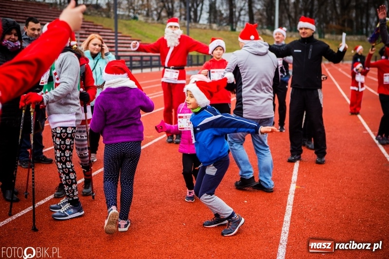 Zdjęcie w galerii na portalu naszraciborz.pl: Raciborski Bieg Mikołajkowy FOTO i WIDEO wiadomości z regionu