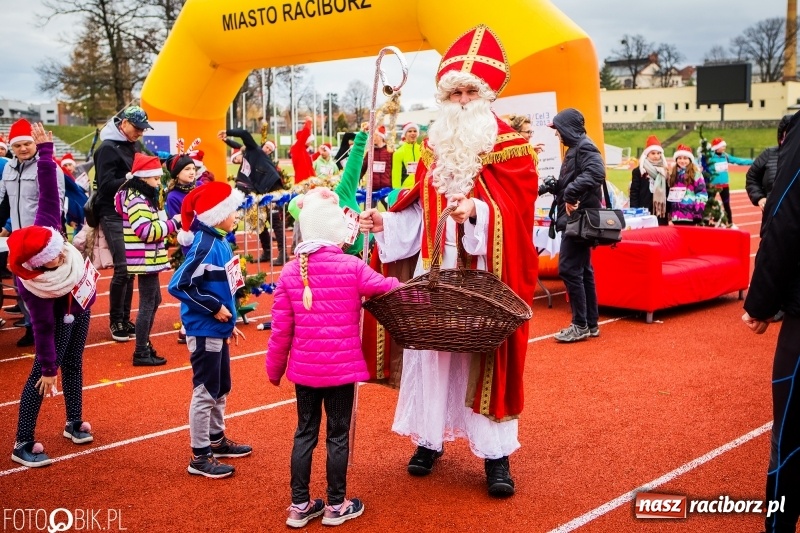Zdjęcie w galerii na portalu naszraciborz.pl: Raciborski Bieg Mikołajkowy FOTO i WIDEO wiadomości z regionu