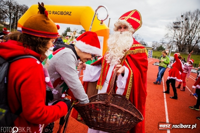 Zdjęcie w galerii na portalu naszraciborz.pl: Raciborski Bieg Mikołajkowy FOTO i WIDEO wiadomości z regionu