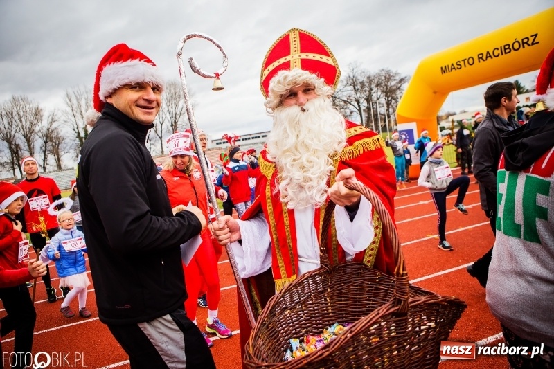 Zdjęcie w galerii na portalu naszraciborz.pl: Raciborski Bieg Mikołajkowy FOTO i WIDEO wiadomości z regionu