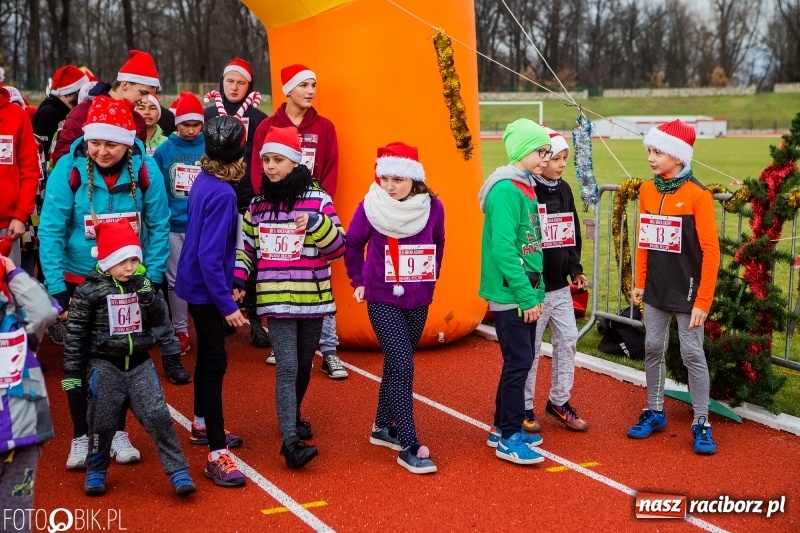 Zdjęcie w galerii na portalu naszraciborz.pl: Raciborski Bieg Mikołajkowy FOTO i WIDEO wiadomości z regionu