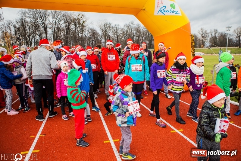 Zdjęcie w galerii na portalu naszraciborz.pl: Raciborski Bieg Mikołajkowy FOTO i WIDEO wiadomości z regionu