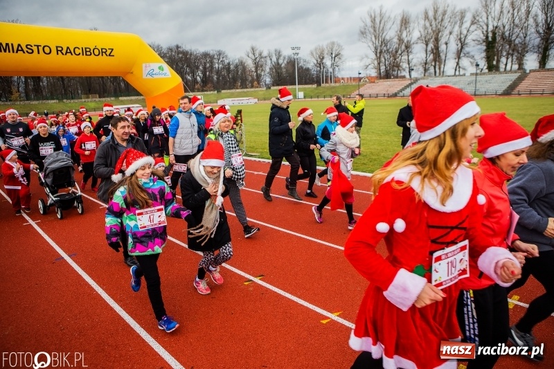 Zdjęcie w galerii na portalu naszraciborz.pl: Raciborski Bieg Mikołajkowy FOTO i WIDEO wiadomości z regionu