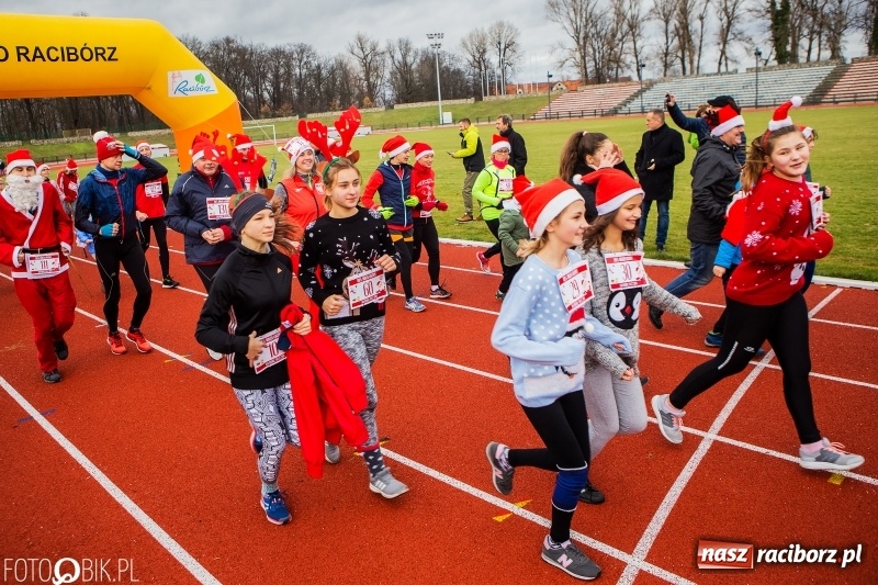 Zdjęcie w galerii na portalu naszraciborz.pl: Raciborski Bieg Mikołajkowy FOTO i WIDEO wiadomości z regionu