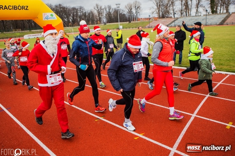 Zdjęcie w galerii na portalu naszraciborz.pl: Raciborski Bieg Mikołajkowy FOTO i WIDEO wiadomości z regionu