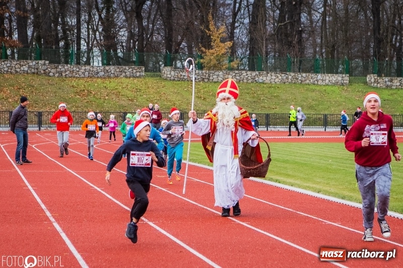 Zdjęcie w galerii na portalu naszraciborz.pl: Raciborski Bieg Mikołajkowy FOTO i WIDEO wiadomości z regionu