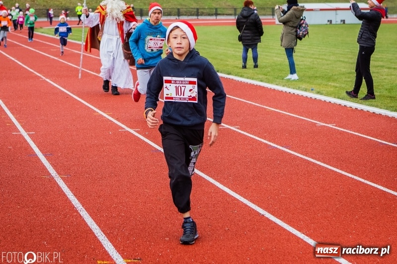 Zdjęcie w galerii na portalu naszraciborz.pl: Raciborski Bieg Mikołajkowy FOTO i WIDEO wiadomości z regionu
