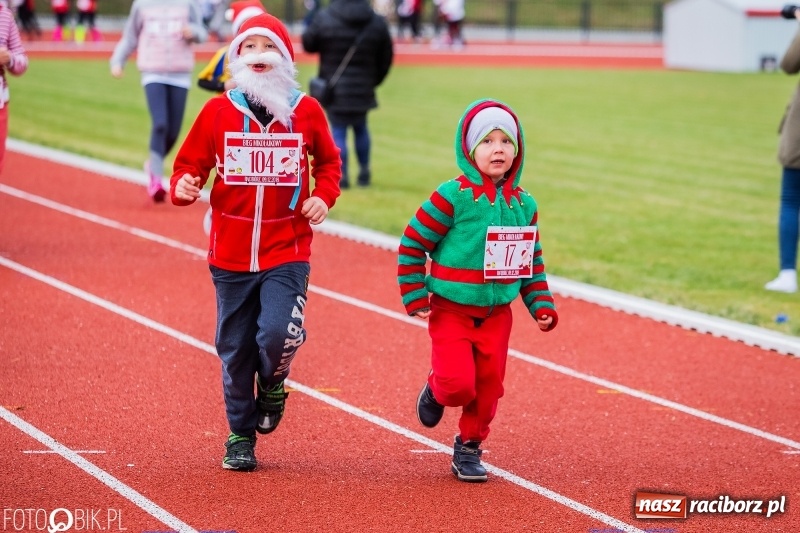 Zdjęcie w galerii na portalu naszraciborz.pl: Raciborski Bieg Mikołajkowy FOTO i WIDEO wiadomości z regionu