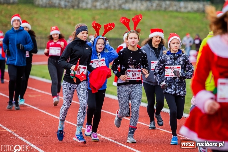 Zdjęcie w galerii na portalu naszraciborz.pl: Raciborski Bieg Mikołajkowy FOTO i WIDEO wiadomości z regionu