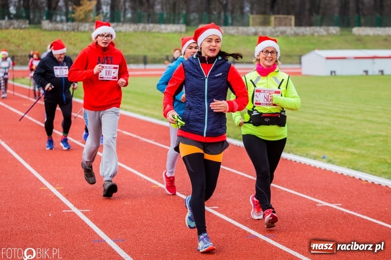 Zdjęcie w galerii na portalu naszraciborz.pl: Raciborski Bieg Mikołajkowy FOTO i WIDEO wiadomości z regionu