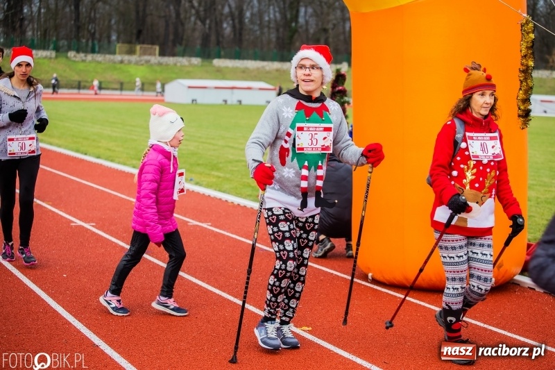 Zdjęcie w galerii na portalu naszraciborz.pl: Raciborski Bieg Mikołajkowy FOTO i WIDEO wiadomości z regionu