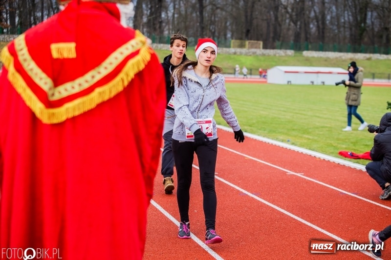 Zdjęcie w galerii na portalu naszraciborz.pl: Raciborski Bieg Mikołajkowy FOTO i WIDEO wiadomości z regionu