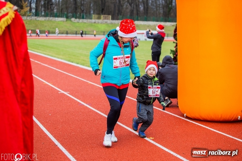 Zdjęcie w galerii na portalu naszraciborz.pl: Raciborski Bieg Mikołajkowy FOTO i WIDEO wiadomości z regionu
