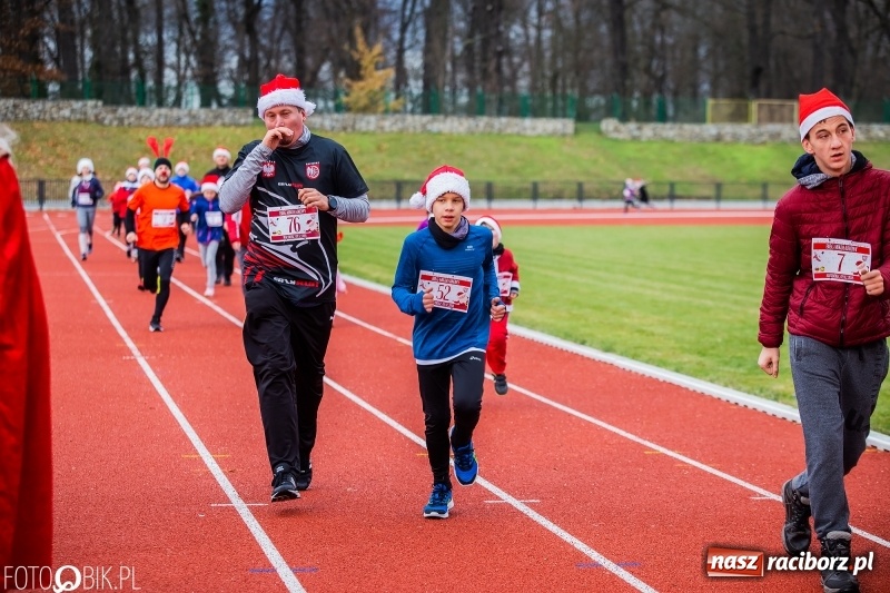 Zdjęcie w galerii na portalu naszraciborz.pl: Raciborski Bieg Mikołajkowy FOTO i WIDEO wiadomości z regionu