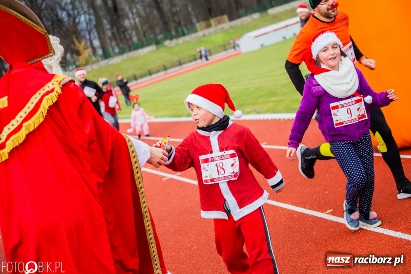 Zdjęcie w galerii na portalu naszraciborz.pl: Raciborski Bieg Mikołajkowy FOTO i WIDEO wiadomości z regionu