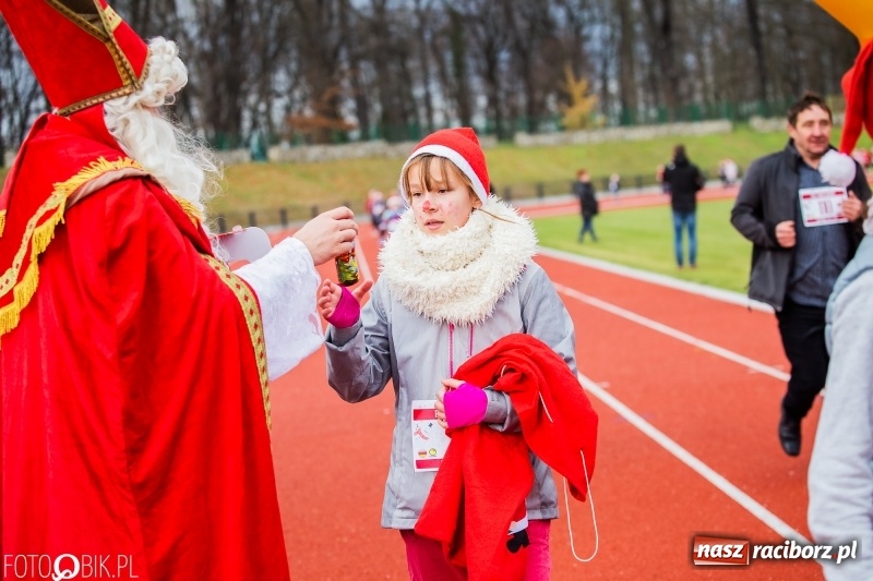 Zdjęcie w galerii na portalu naszraciborz.pl: Raciborski Bieg Mikołajkowy FOTO i WIDEO wiadomości z regionu
