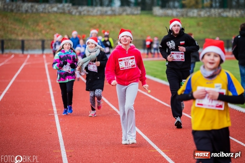 Zdjęcie w galerii na portalu naszraciborz.pl: Raciborski Bieg Mikołajkowy FOTO i WIDEO wiadomości z regionu