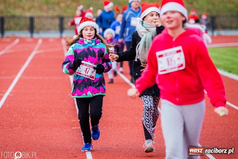 Zdjęcie w galerii na portalu naszraciborz.pl: Raciborski Bieg Mikołajkowy FOTO i WIDEO wiadomości z regionu