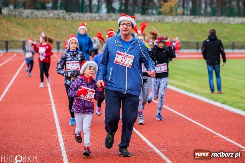 Zdjęcie w galerii na portalu naszraciborz.pl: Raciborski Bieg Mikołajkowy FOTO i WIDEO wiadomości z regionu