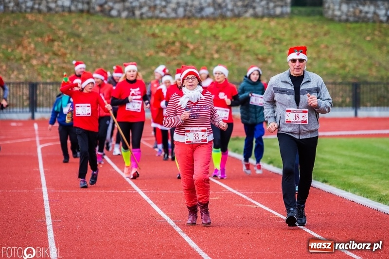 Zdjęcie w galerii na portalu naszraciborz.pl: Raciborski Bieg Mikołajkowy FOTO i WIDEO wiadomości z regionu