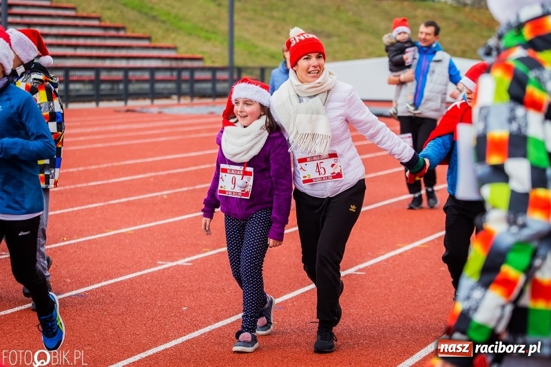 Zdjęcie w galerii na portalu naszraciborz.pl: Raciborski Bieg Mikołajkowy FOTO i WIDEO wiadomości z regionu