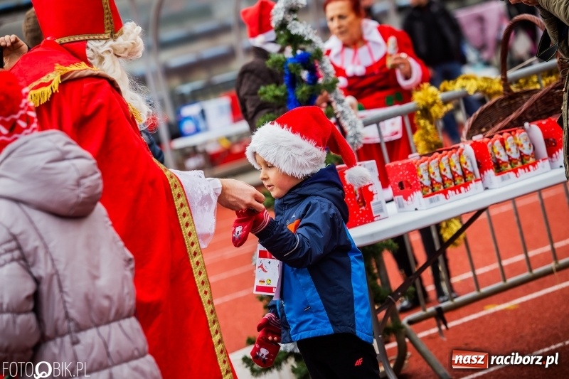 Zdjęcie w galerii na portalu naszraciborz.pl: Raciborski Bieg Mikołajkowy FOTO i WIDEO wiadomości z regionu