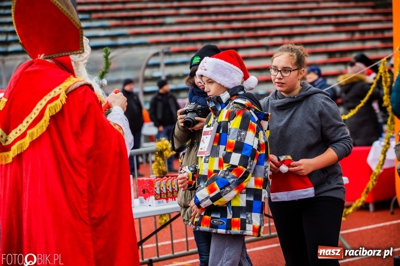 Zdjęcie w galerii na portalu naszraciborz.pl: Raciborski Bieg Mikołajkowy FOTO i WIDEO wiadomości z regionu