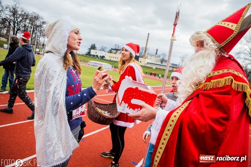 Zdjęcie w galerii na portalu naszraciborz.pl: Raciborski Bieg Mikołajkowy FOTO i WIDEO wiadomości z regionu