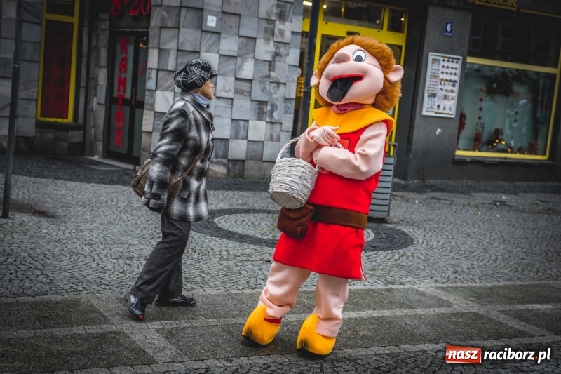 Zdjęcie w galerii na portalu naszraciborz.pl: Świąteczny raciborski bigos z poczęstunkiem od prezydenta FOTO i WIDEO wiadomości z regionu