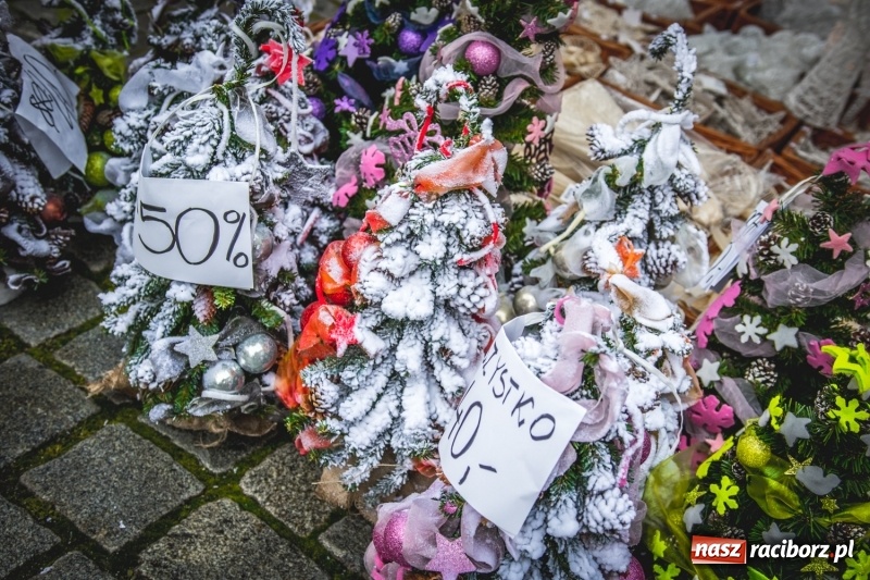 Zdjęcie w galerii na portalu naszraciborz.pl: Świąteczny raciborski bigos z poczęstunkiem od prezydenta FOTO i WIDEO wiadomości z regionu
