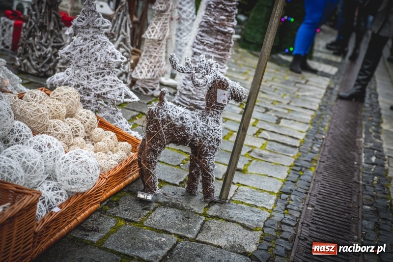 Zdjęcie w galerii na portalu naszraciborz.pl: Świąteczny raciborski bigos z poczęstunkiem od prezydenta FOTO i WIDEO wiadomości z regionu