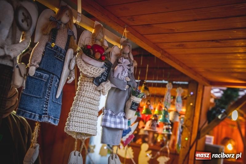 Zdjęcie w galerii na portalu naszraciborz.pl: Świąteczny raciborski bigos z poczęstunkiem od prezydenta FOTO i WIDEO wiadomości z regionu