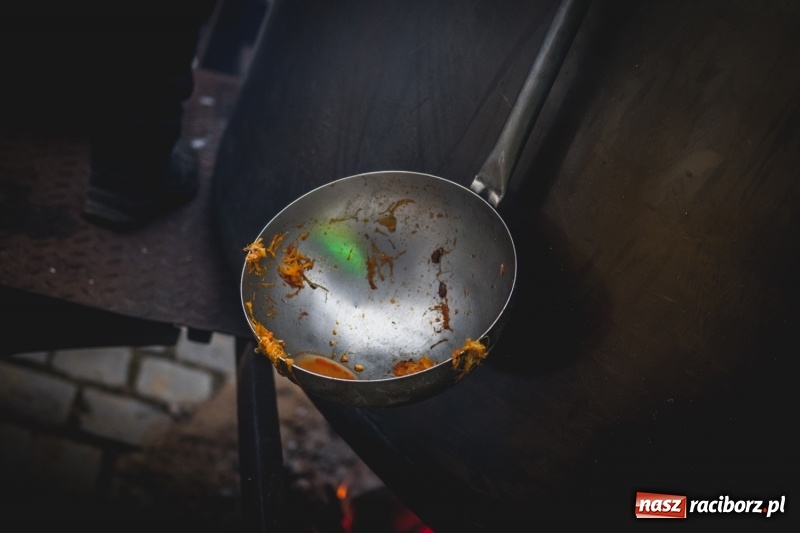 Zdjęcie w galerii na portalu naszraciborz.pl: Świąteczny raciborski bigos z poczęstunkiem od prezydenta FOTO i WIDEO wiadomości z regionu