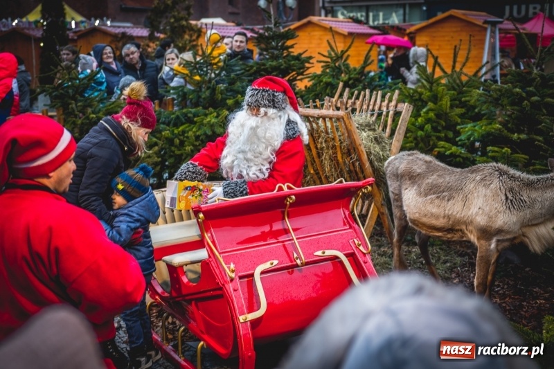 Zdjęcie w galerii na portalu naszraciborz.pl: Świąteczny raciborski bigos z poczęstunkiem od prezydenta FOTO i WIDEO wiadomości z regionu