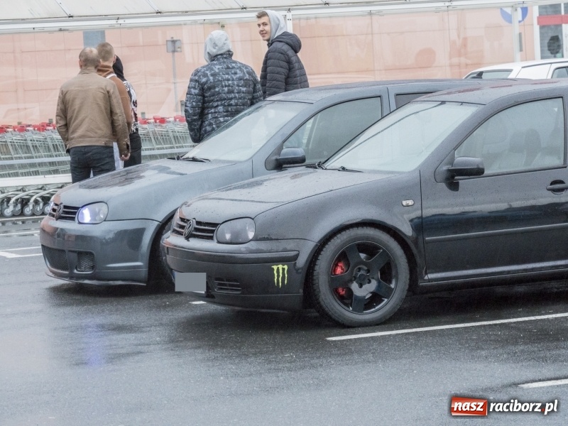 Zdjęcie w galerii na portalu naszraciborz.pl: Zlot i zbiórka na schronisko na parkingu Auchan  wiadomości z regionu