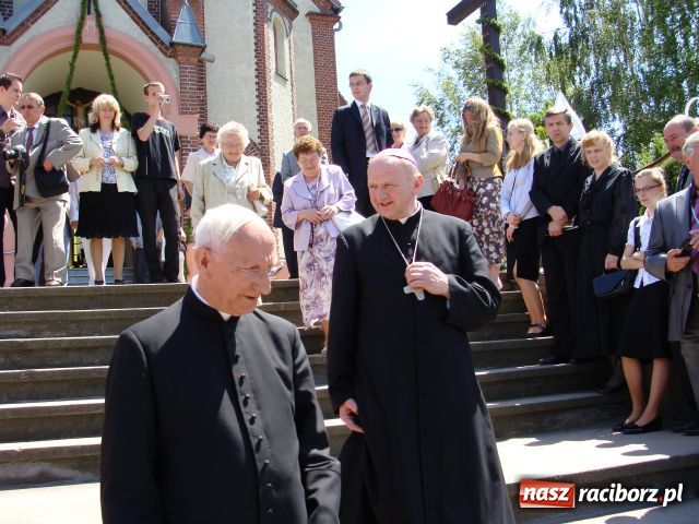 Zdjęcie w galerii na portalu naszraciborz.pl: 100 lat kościoła w Krowiarkach wiadomości z regionu