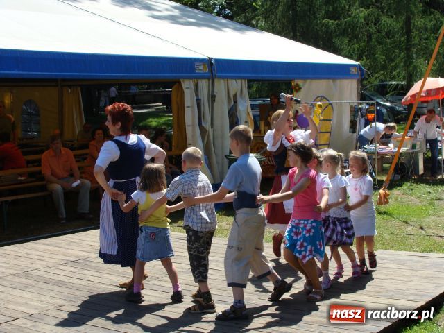 Zdjęcie w galerii na portalu naszraciborz.pl: 100 lat kościoła w Krowiarkach wiadomości z regionu