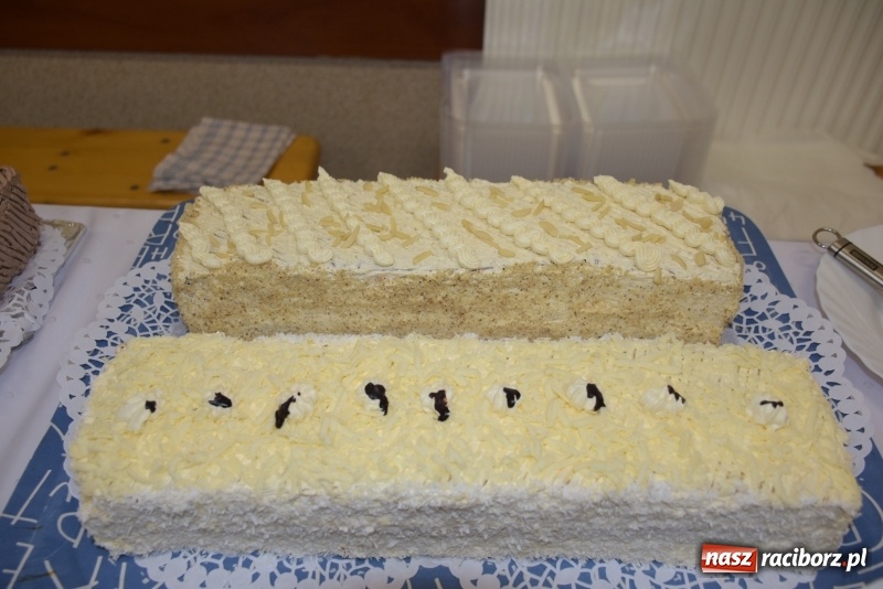 Zdjęcie w galerii na portalu naszraciborz.pl: Kiermasz z Mikołajem w Chałupkach  wiadomości z regionu