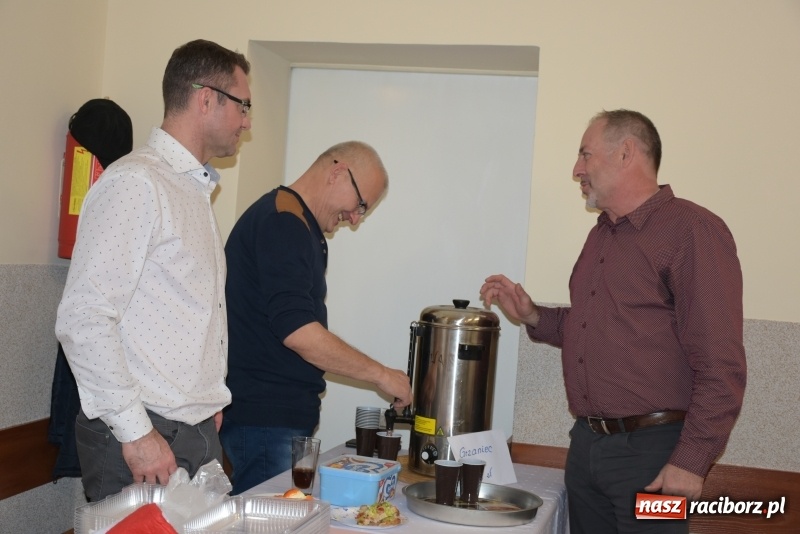 Zdjęcie w galerii na portalu naszraciborz.pl: Kiermasz z Mikołajem w Chałupkach  wiadomości z regionu