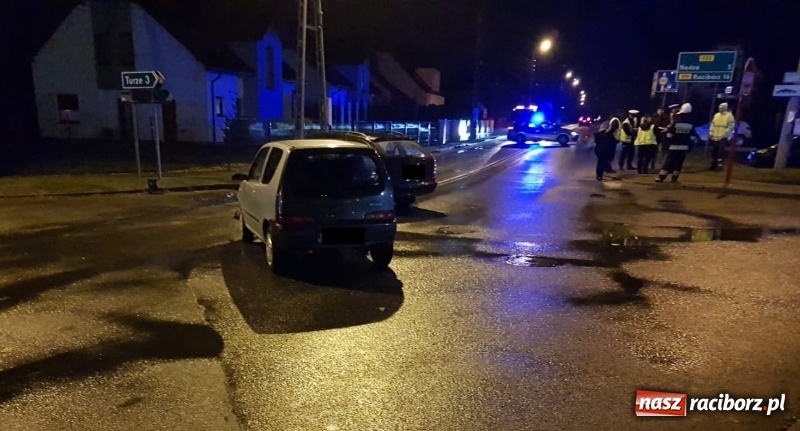 Zdjęcie w galerii na portalu naszraciborz.pl: Zderzenie mercedesa i seicento w Kuźni Raciborskiej  wiadomości z regionu