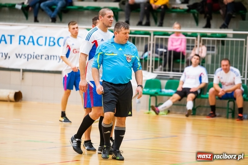 Zdjęcie w galerii na portalu naszraciborz.pl: Zacięte starcia w niedzielnych meczach HLPN wiadomości z regionu