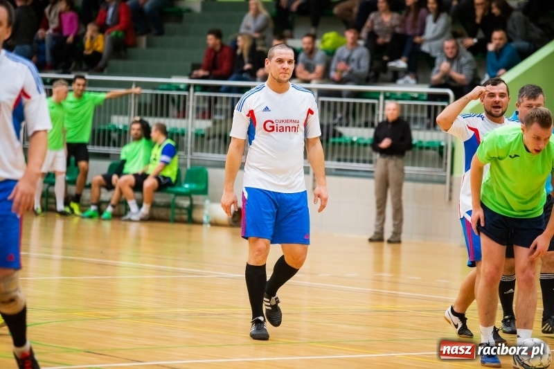 Zdjęcie w galerii na portalu naszraciborz.pl: Zacięte starcia w niedzielnych meczach HLPN wiadomości z regionu